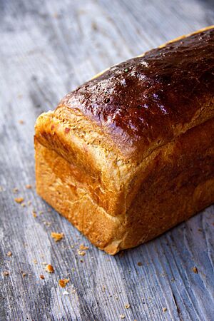 Eine traumhaft luftige Brioche in einer Kastenform gebacken.
